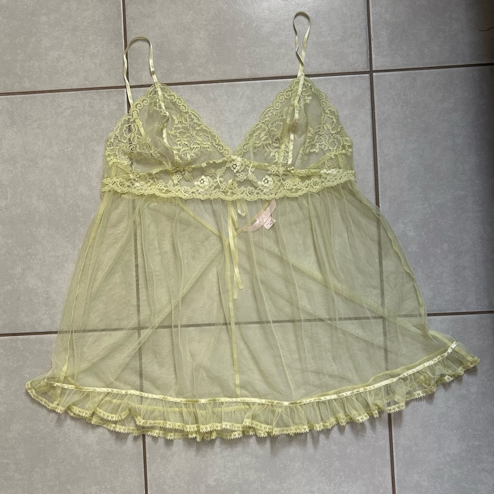 Victoria Secret Yellow Babydoll Lingerie Medium - Picture 2 of 9